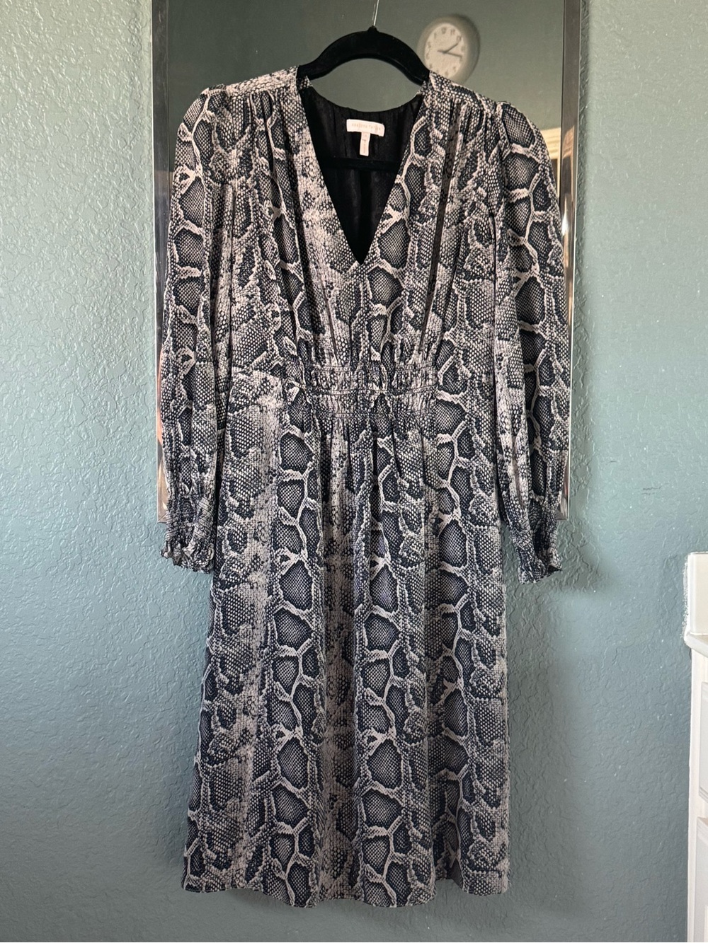 Rebecca Taylor 100% Silk Midi Snake Print V-Neck Dress Size 4